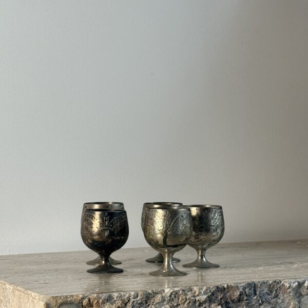 Zestaw pięciu posrebrzanych kieliszków, Anglia, lata 50